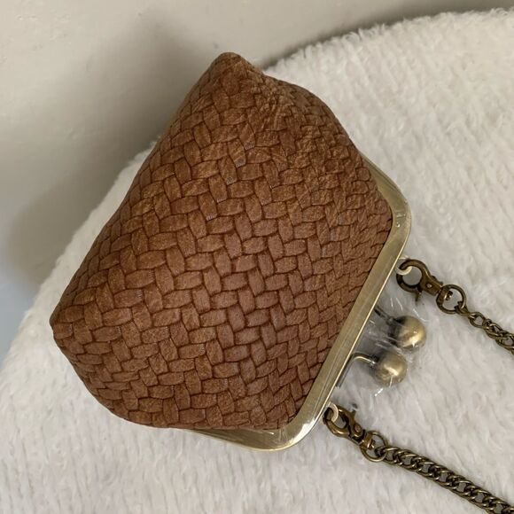 Handmade  Genuine Leather Weave Textured, Metal Frame Large Purse/ Wallet - Picture 10 of 16